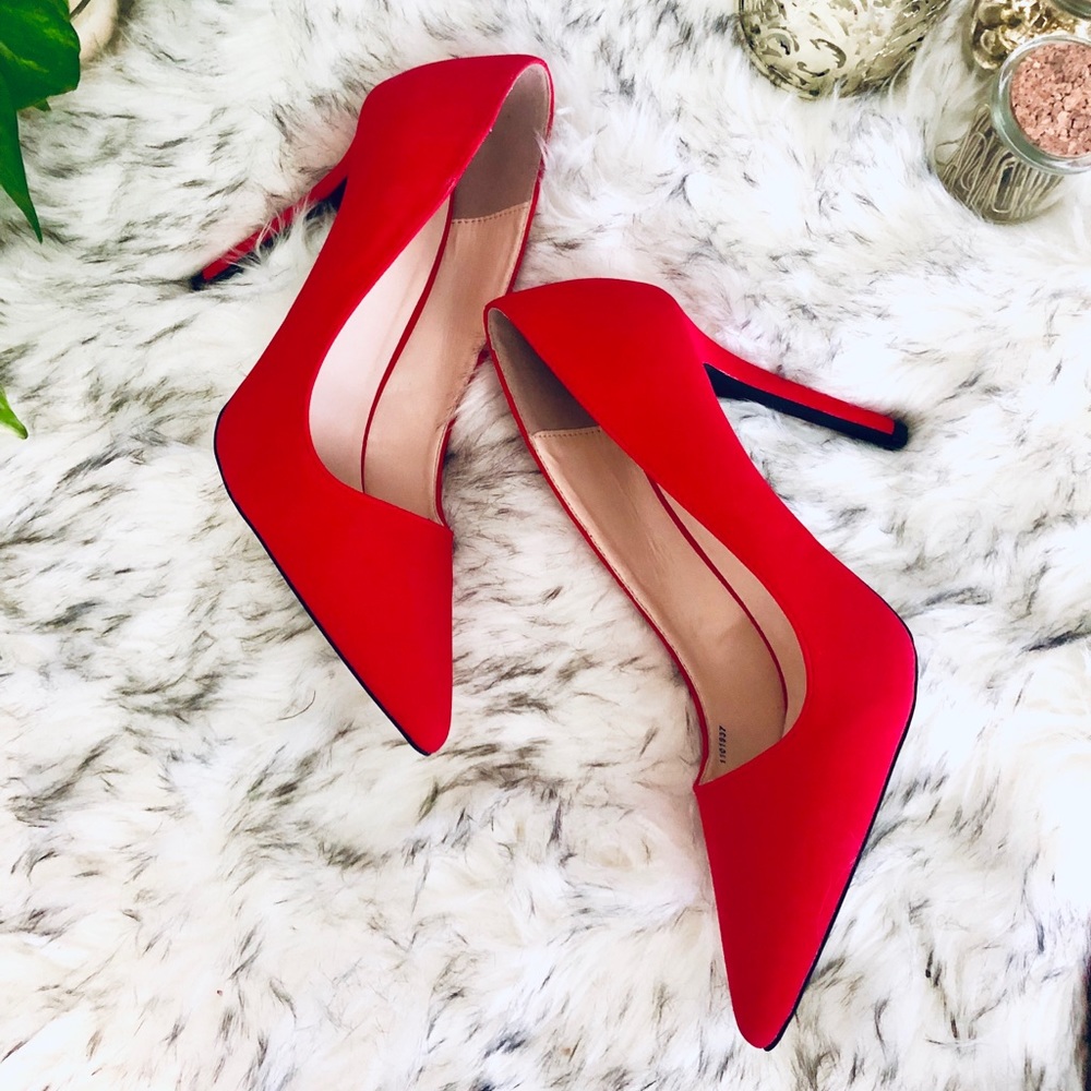Red heels.